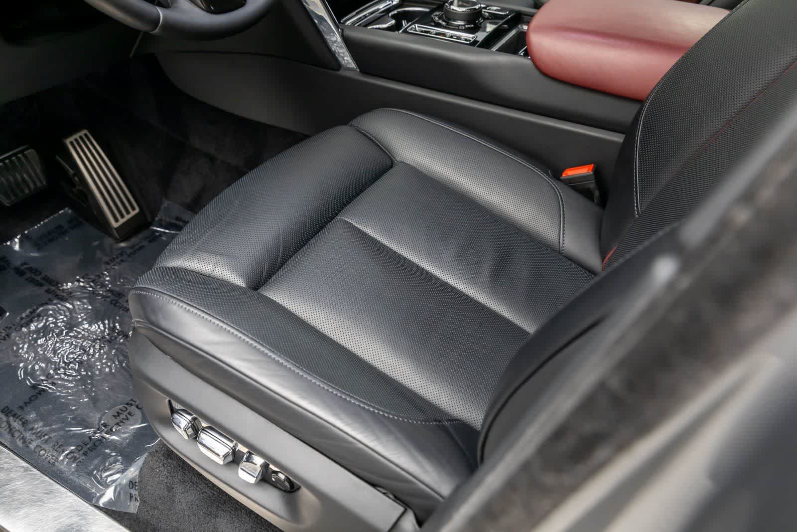 Thumbnail: 2022 Rolls-Royce Cullinan - 13