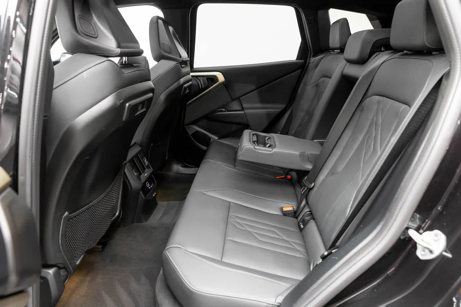 Thumbnail: 2025 BMW X3 - 12