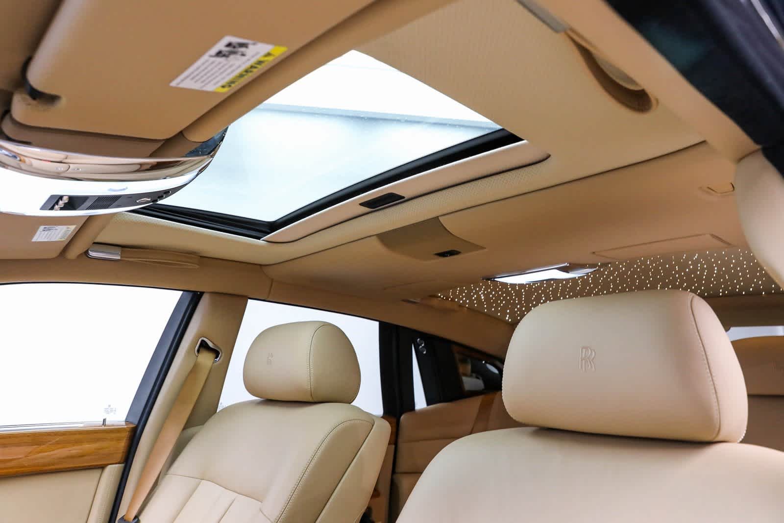 Thumbnail: 2015 Rolls-Royce Phantom - 48