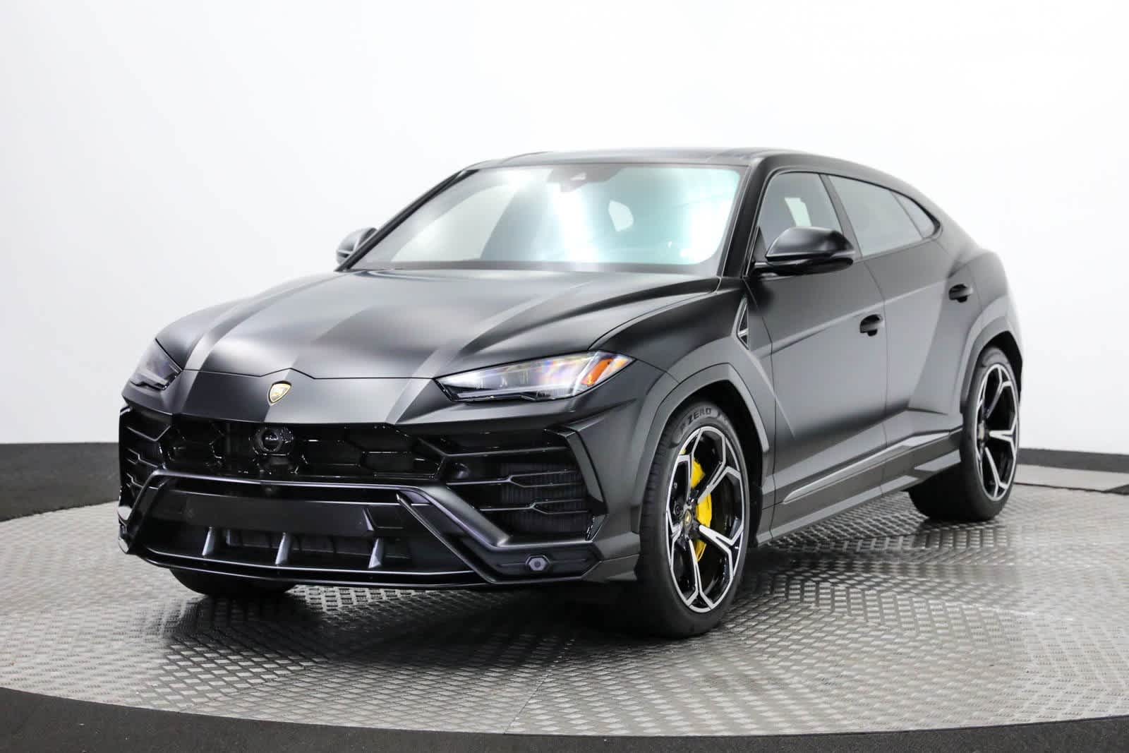 2022 Lamborghini Urus S -
                  Sterling, VA
