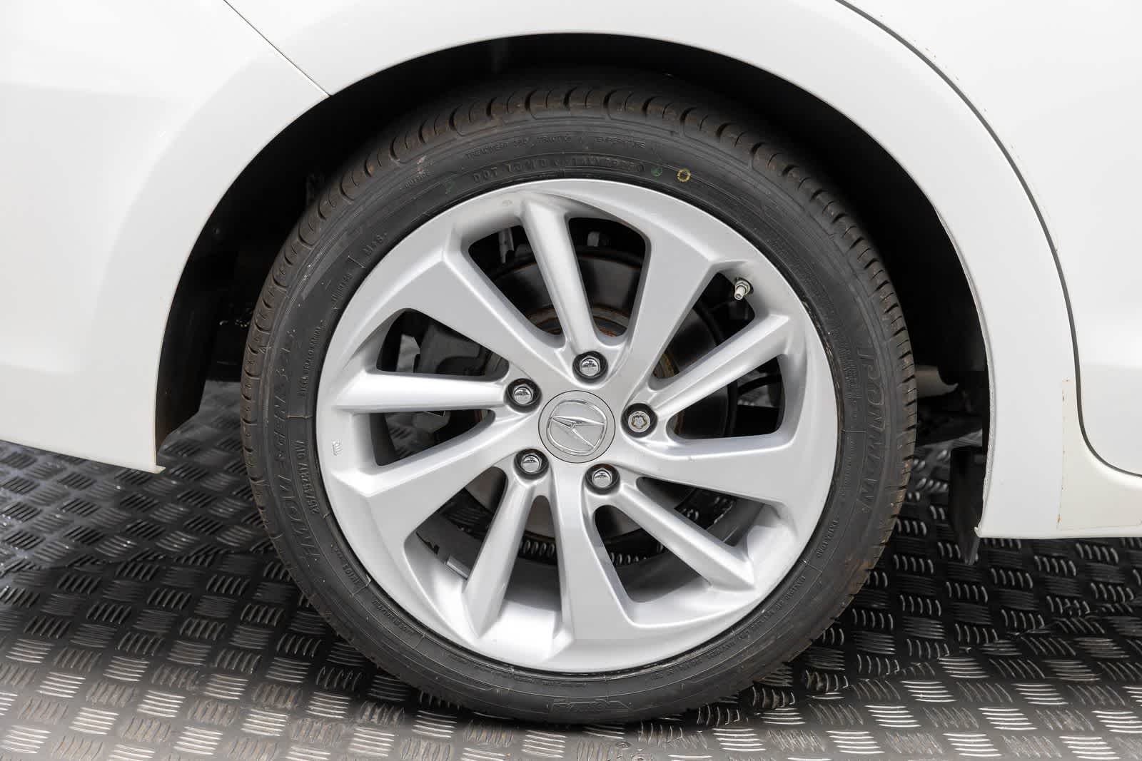 Thumbnail: 2018 Acura ILX - 49