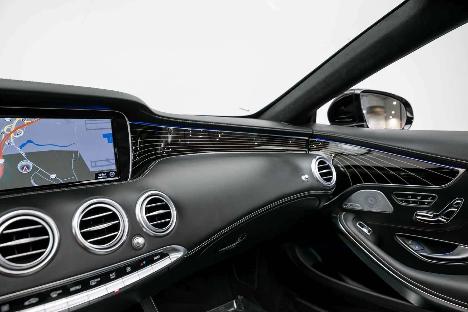 Thumbnail: 2017 Mercedes-Benz S-Class - 31