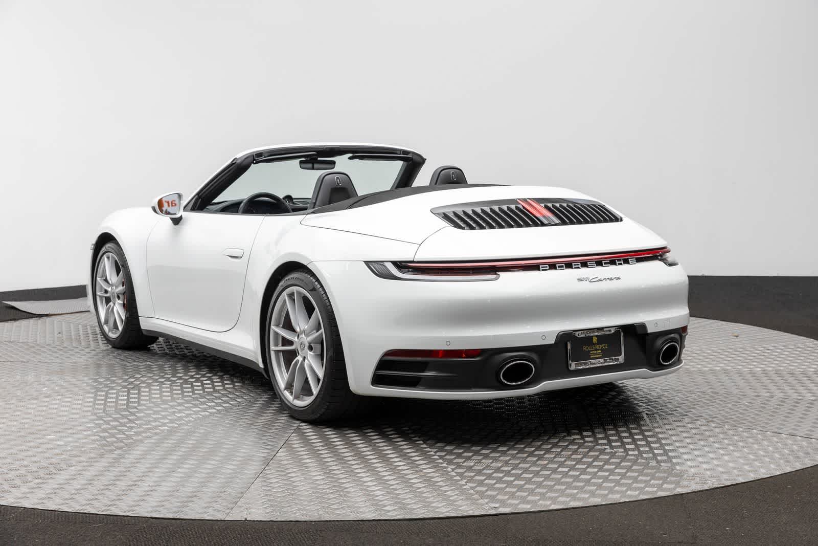 Thumbnail: 2020 Porsche 911 - 4