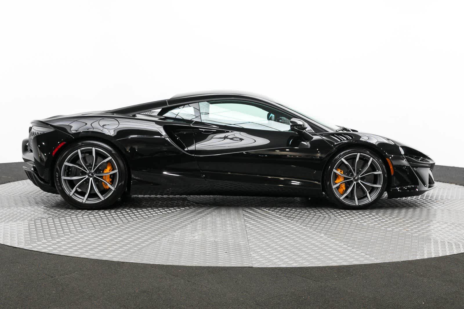 Thumbnail: 2023 Mclaren Artura - 27