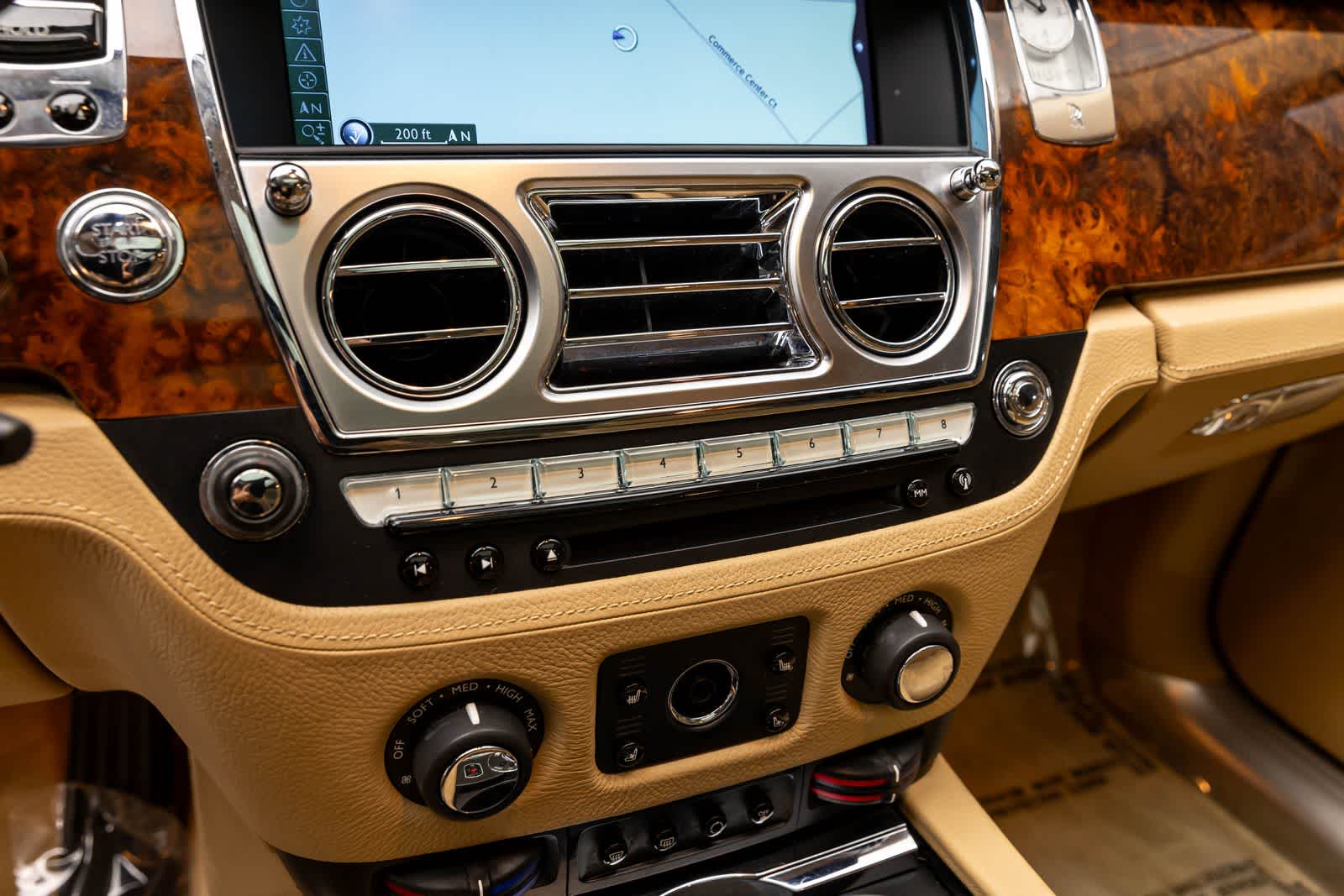 Thumbnail: 2011 Rolls-Royce Ghost - 20