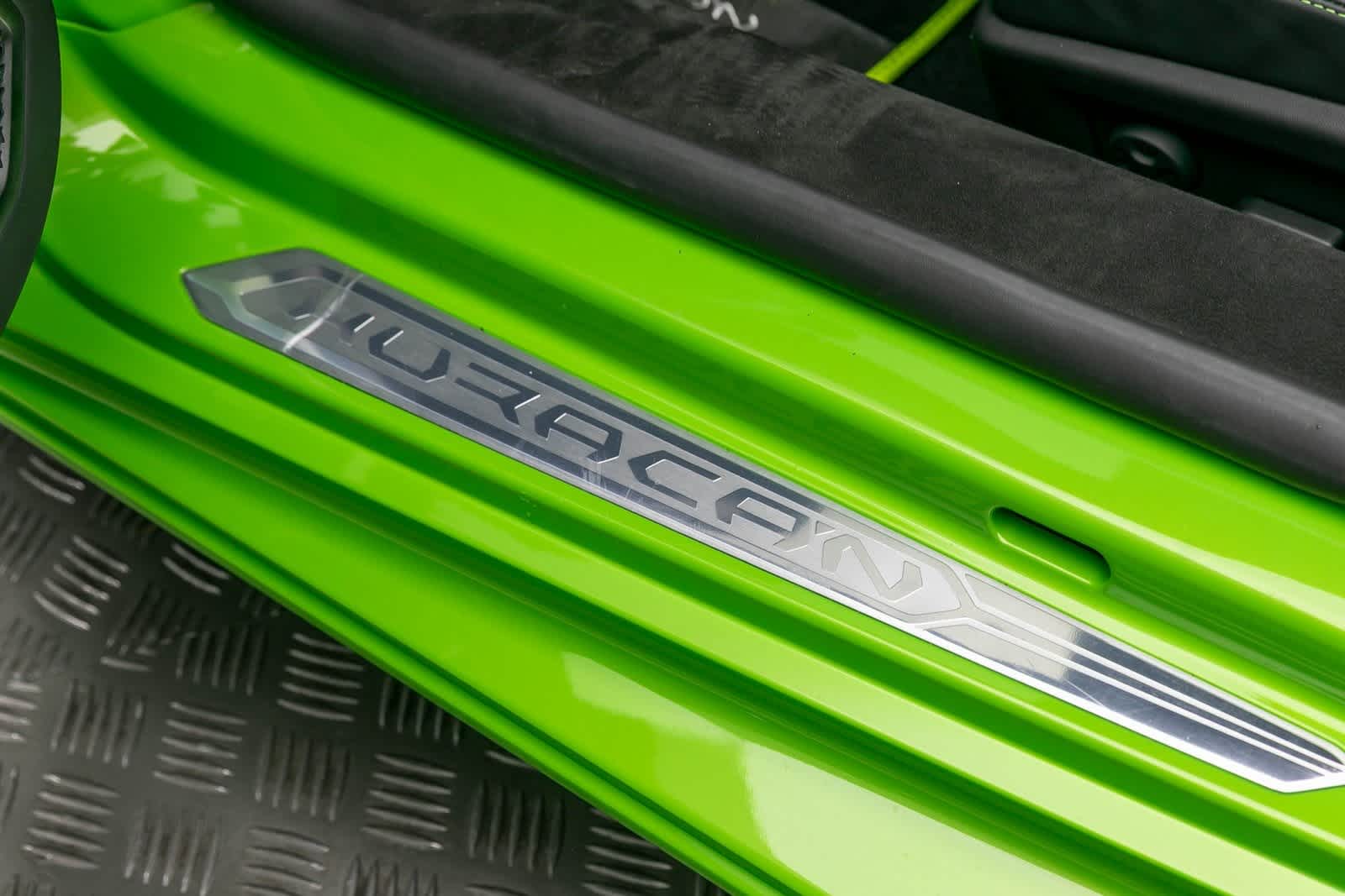Thumbnail: 2023 Lamborghini Huracan - 22