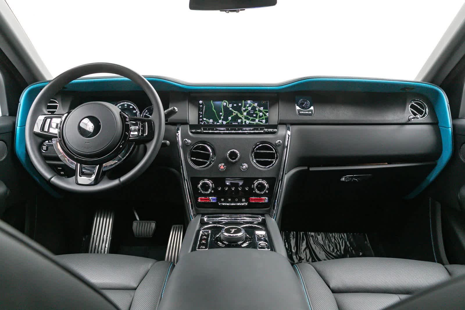 Thumbnail: 2022 Rolls-Royce Cullinan - 4