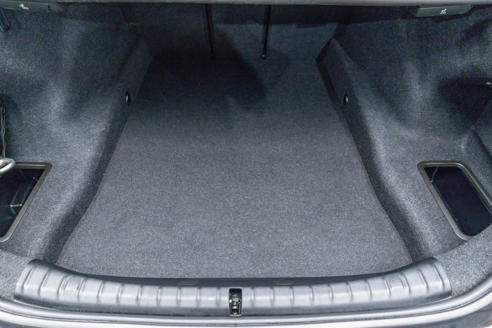 Thumbnail: 2023 BMW M5 - 19