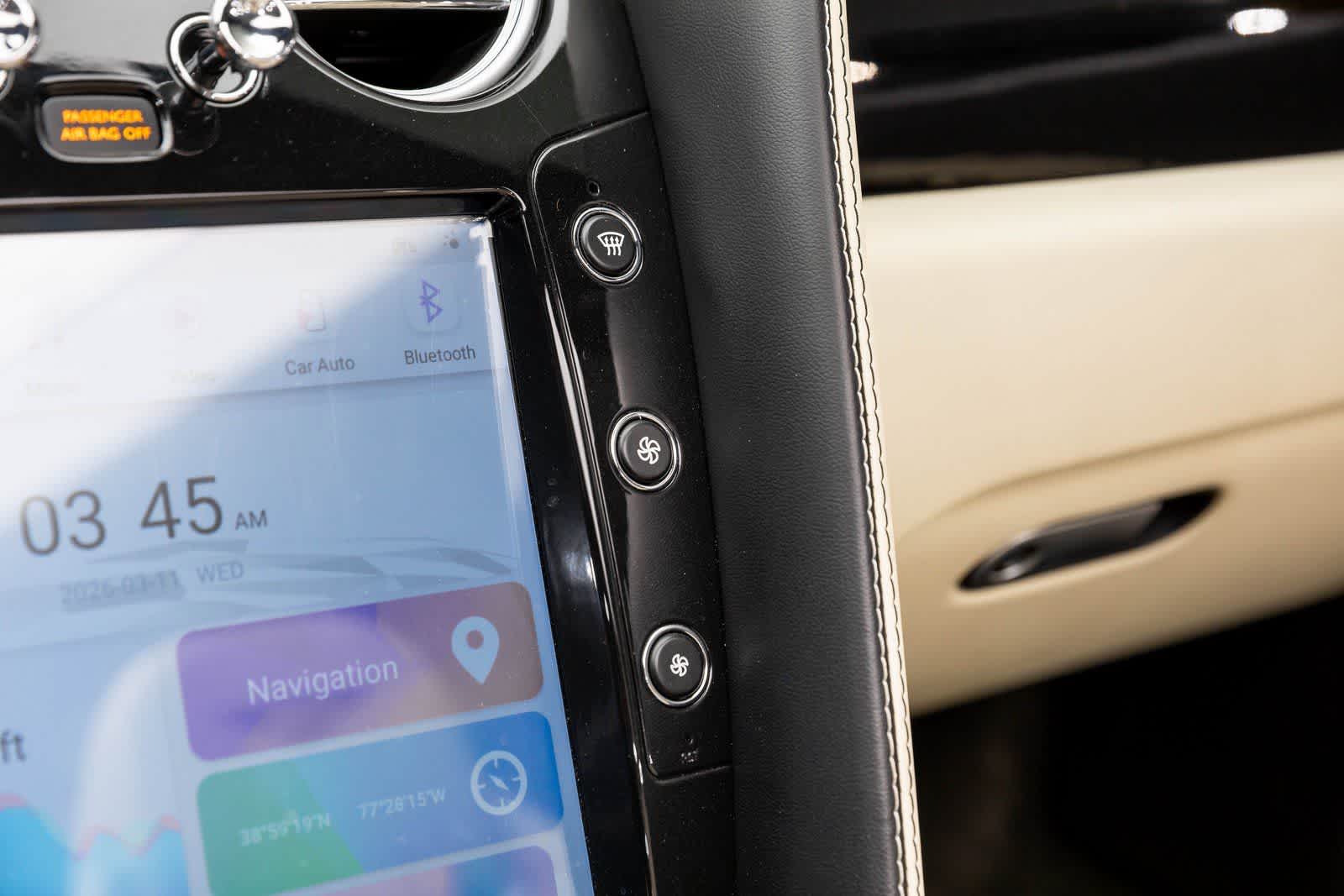 Thumbnail: 2018 Bentley Continental - 32