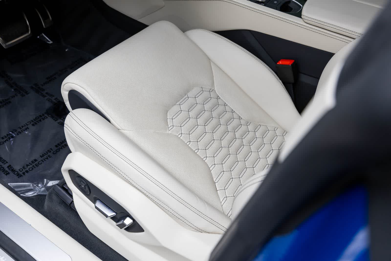 Thumbnail: 2019 Lamborghini Urus - 33