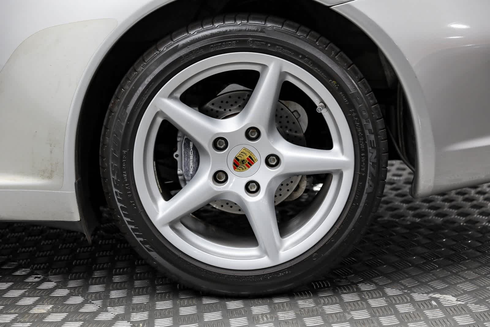 Thumbnail: 2007 Porsche 911 - 43