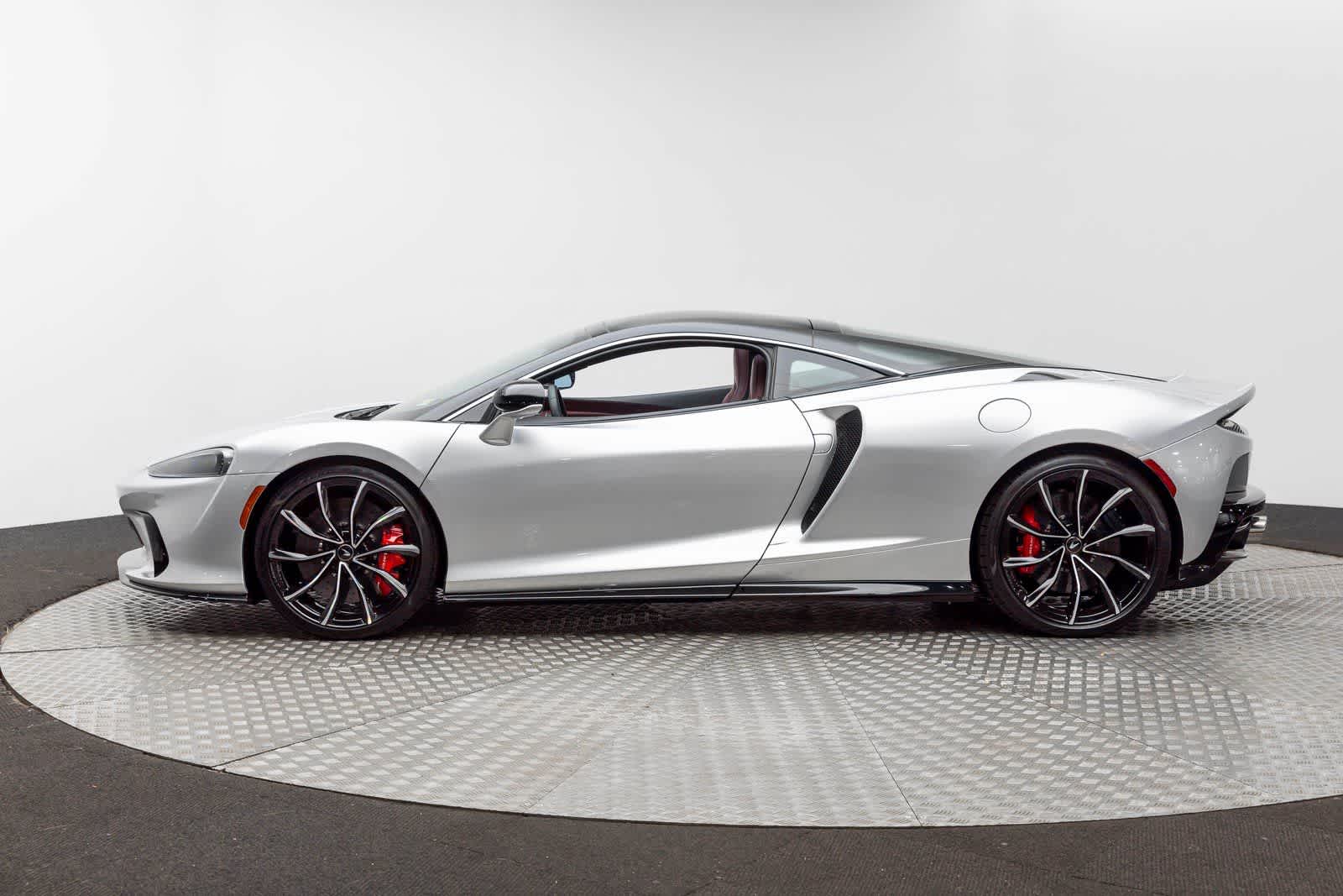 Thumbnail: 2025 Mclaren GTS - 3