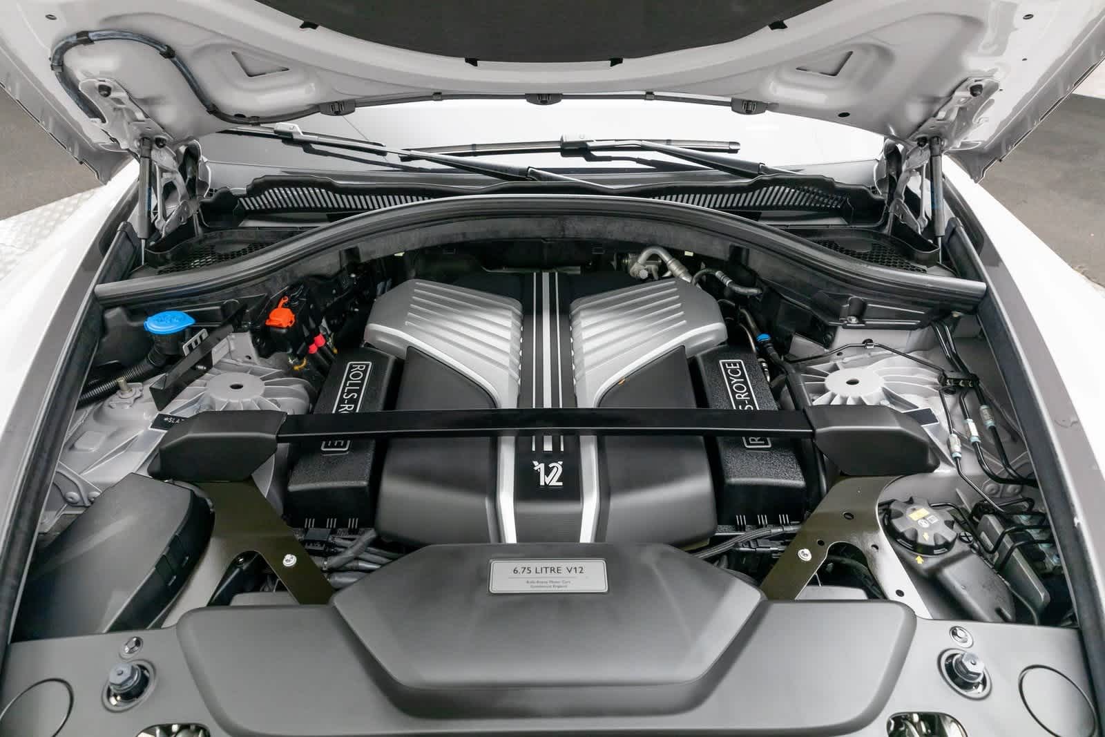 Thumbnail: 2022 Rolls-Royce Cullinan - 45