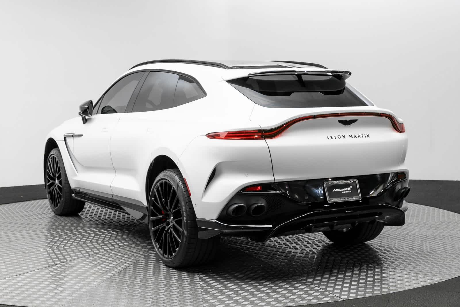 Thumbnail: 2023 Aston Martin DBX - 17