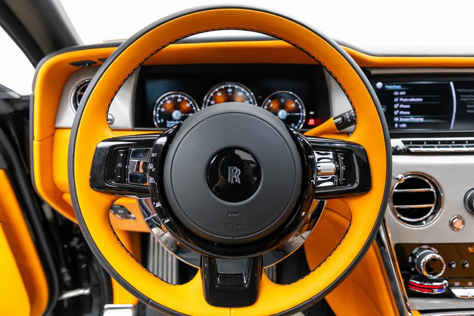 Thumbnail: 2024 Rolls-Royce Cullinan - 17
