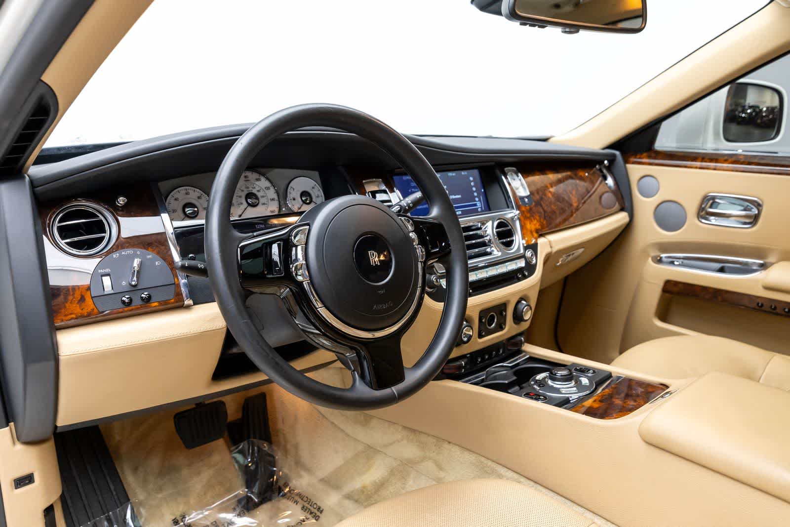 Thumbnail: 2011 Rolls-Royce Ghost - 11