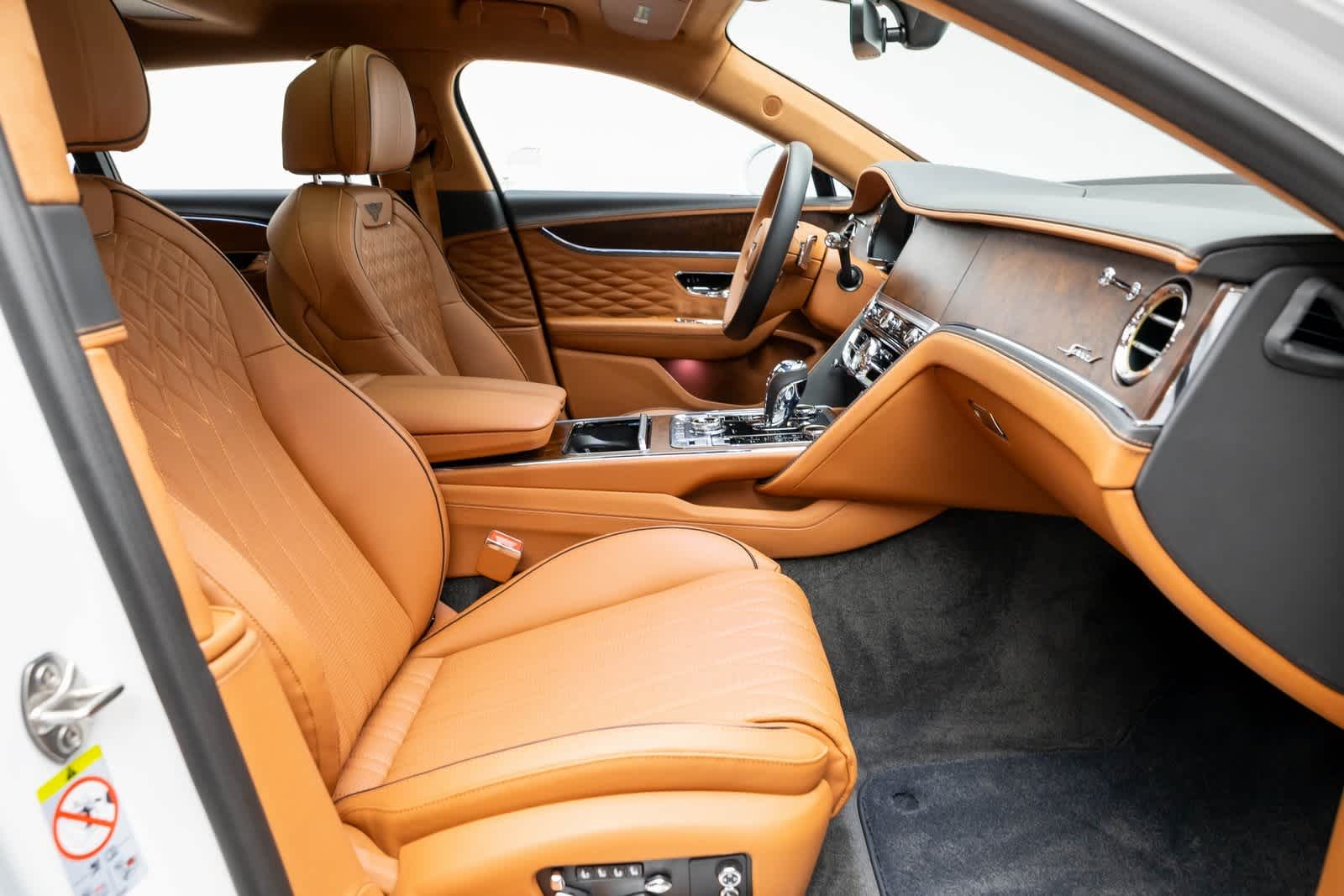 Thumbnail: 2023 Bentley Flying Spur - 18