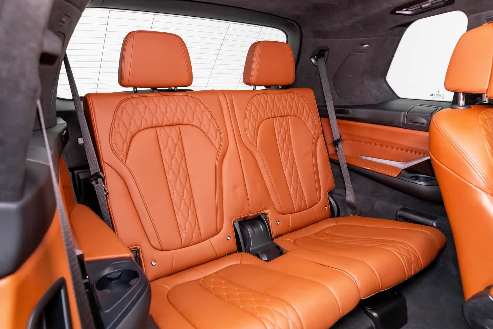 Thumbnail: 2023 BMW X7 - 16