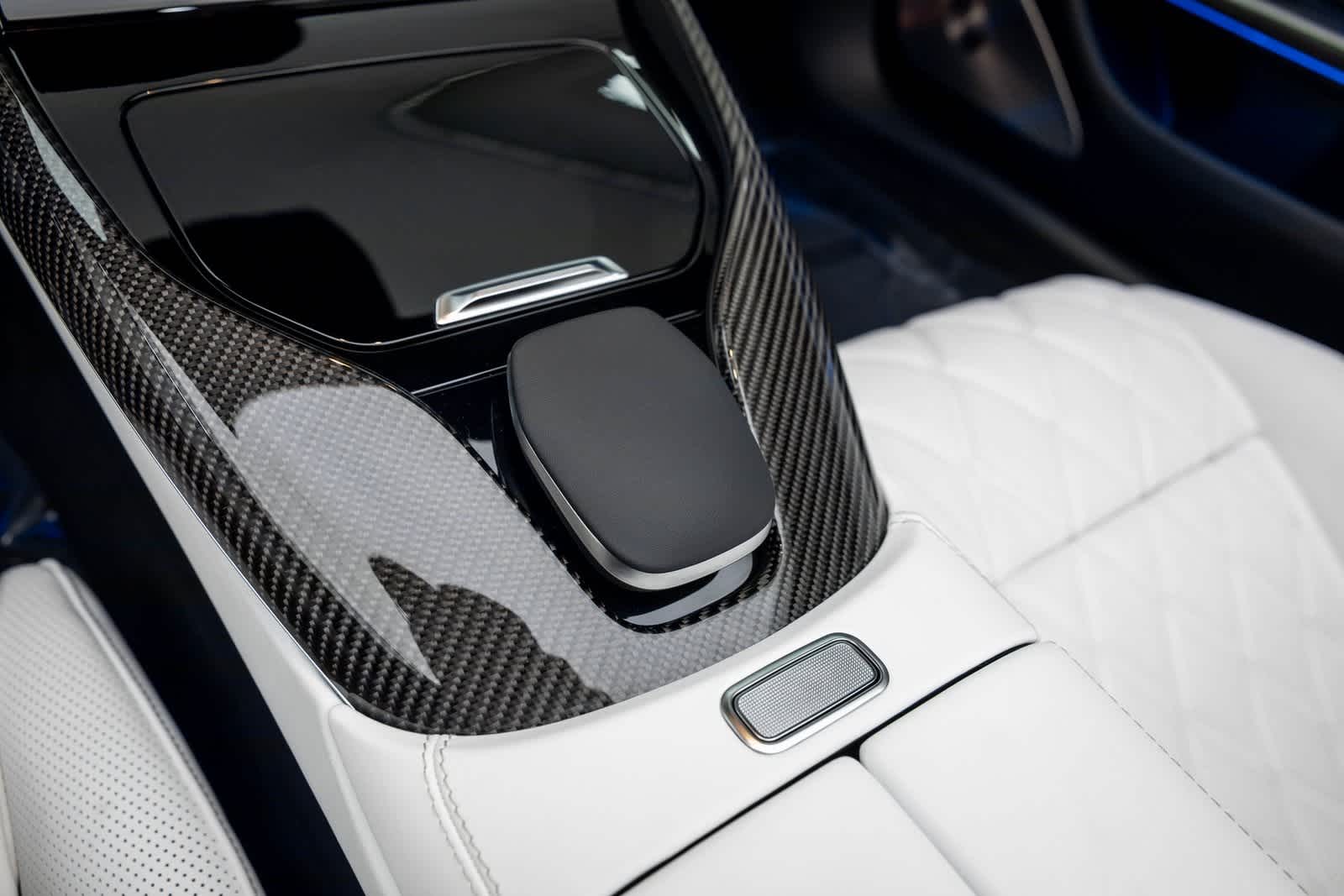 Thumbnail: 2025 Mercedes-Benz SL-Class - 36