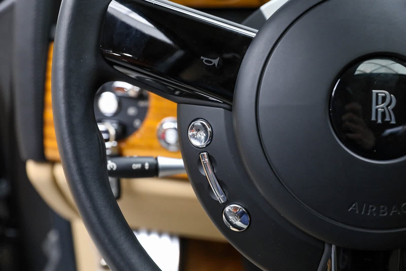 Thumbnail: 2015 Rolls-Royce Phantom - 20