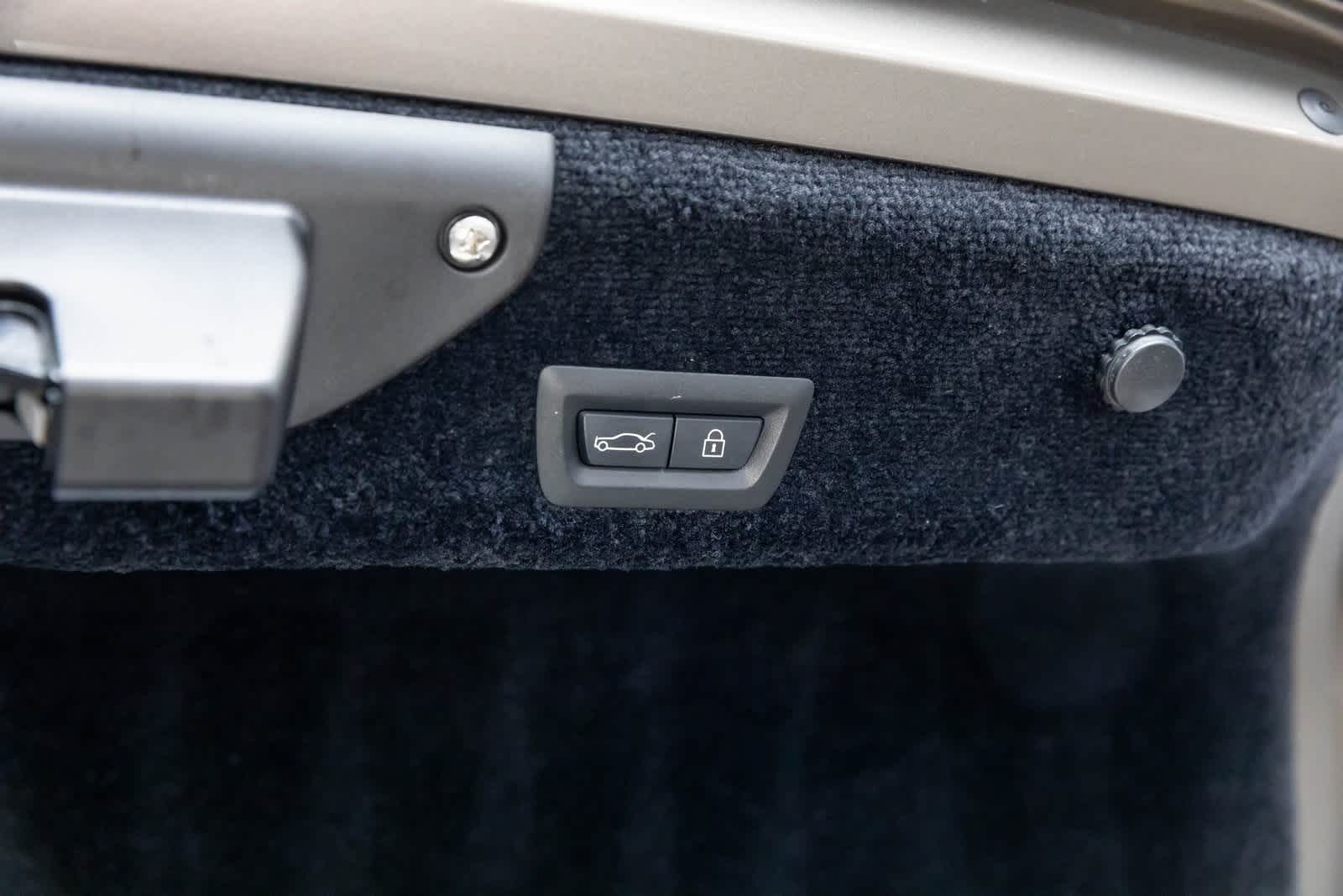 Thumbnail: 2016 Rolls-Royce Wraith - 42