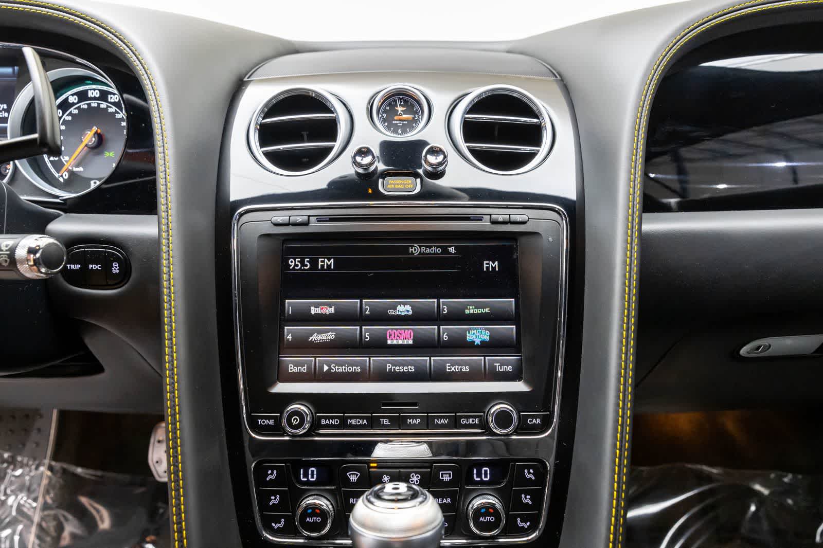 Thumbnail: 2014 Bentley Continental - 10