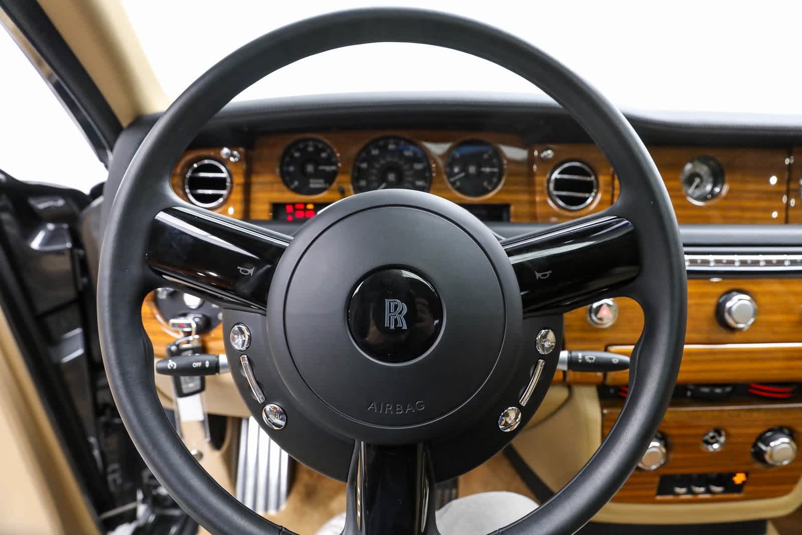Thumbnail: 2015 Rolls-Royce Phantom - 11