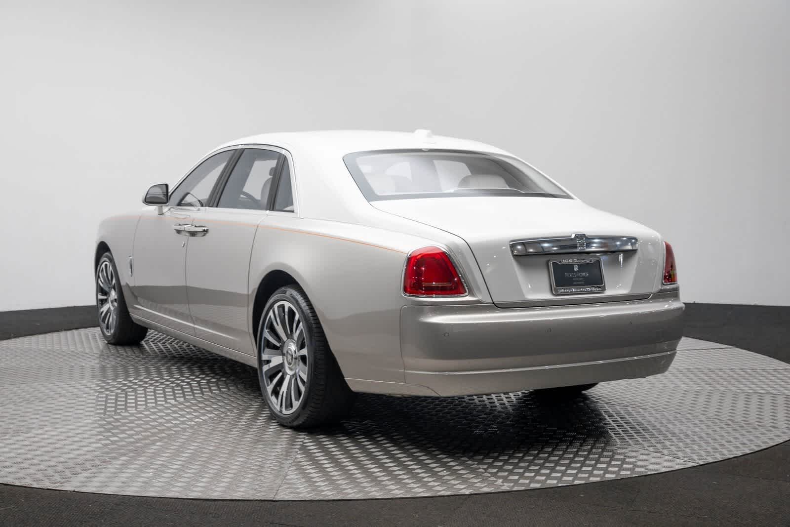 Thumbnail: 2018 Rolls-Royce Ghost - 17