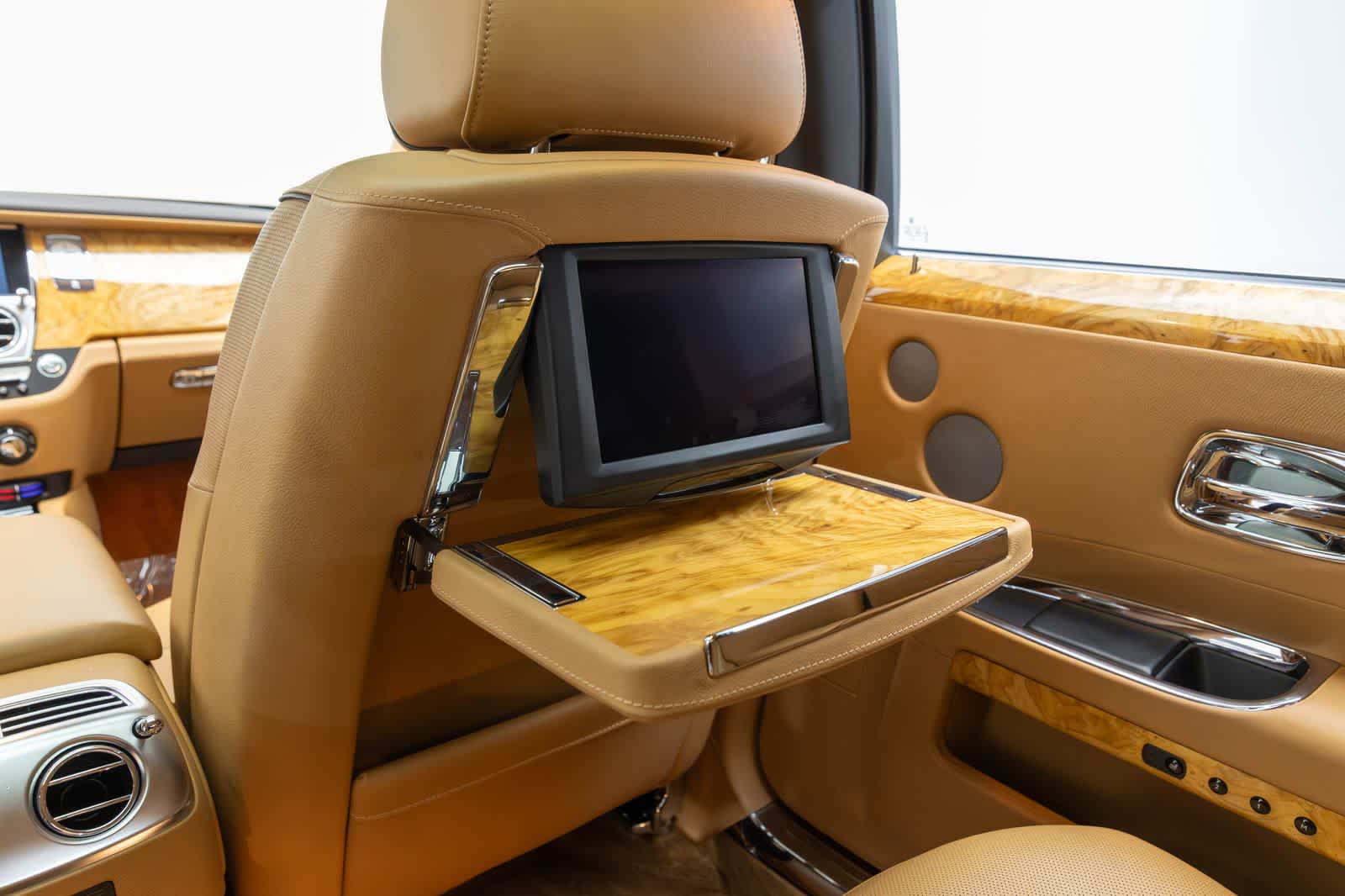 Thumbnail: 2013 Rolls-Royce Ghost - 34