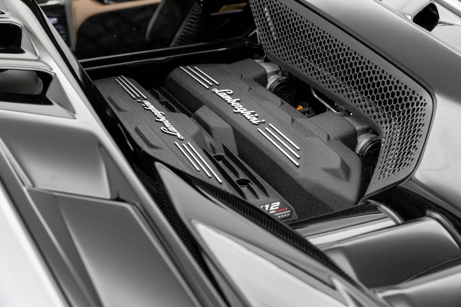 Thumbnail: 2024 Lamborghini  - 32