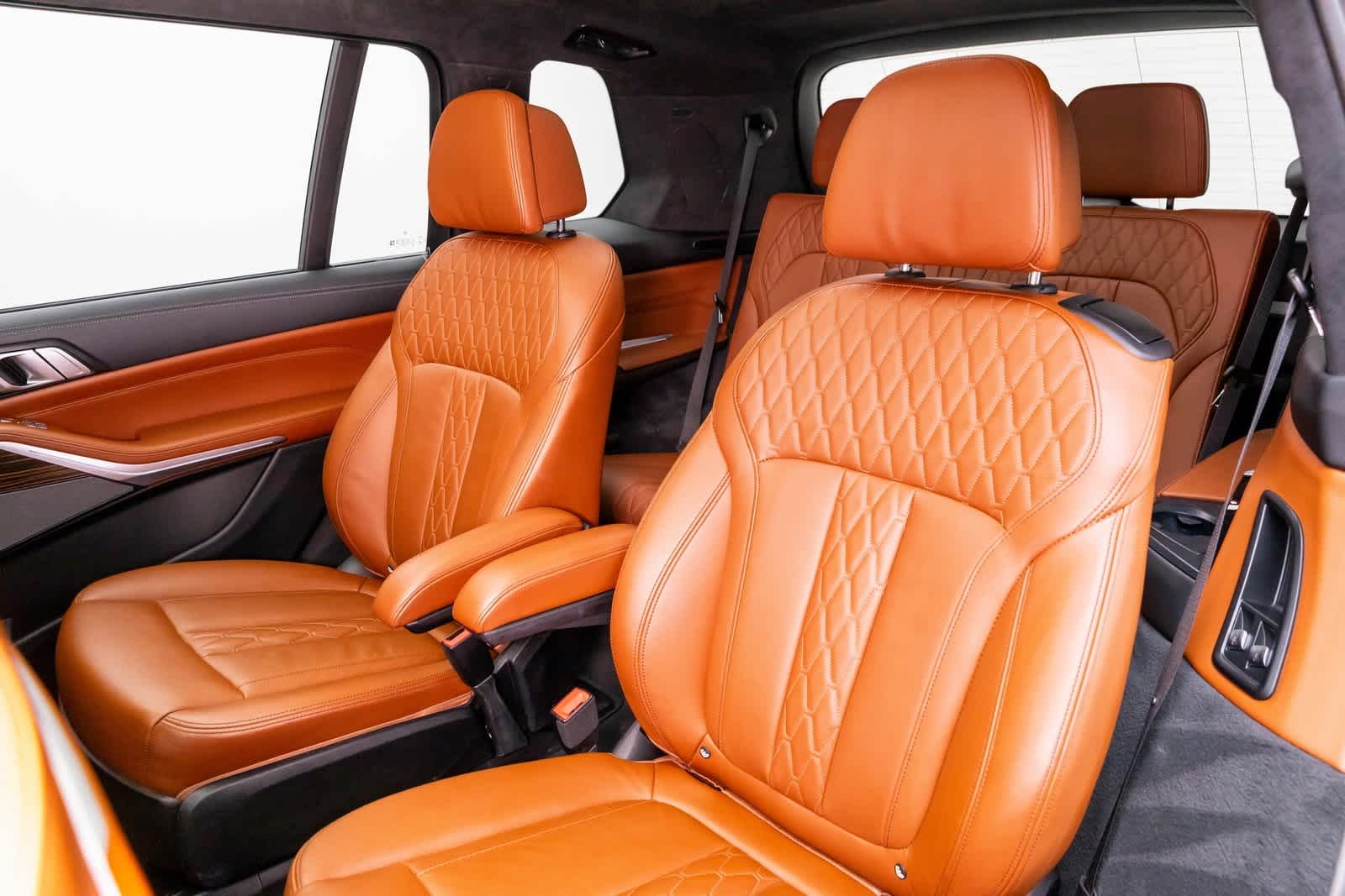 Thumbnail: 2023 BMW X7 - 14