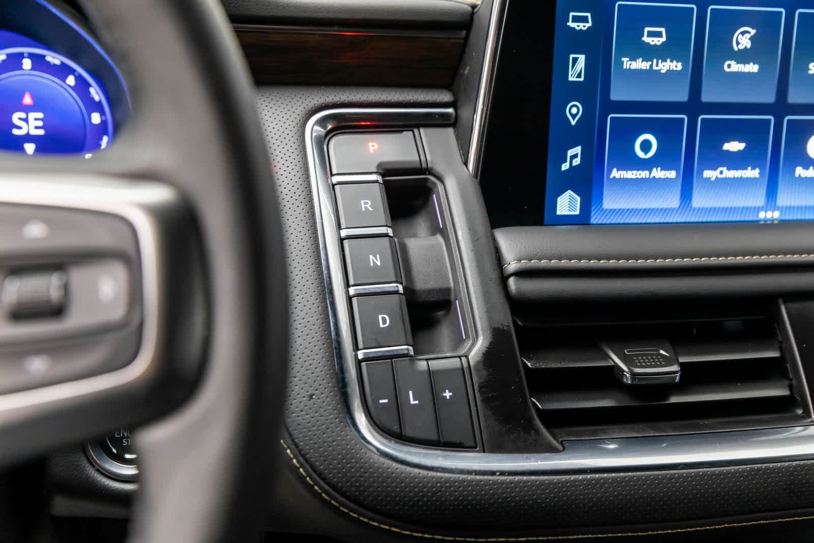 Thumbnail: 2024 Chevrolet Suburban - 17