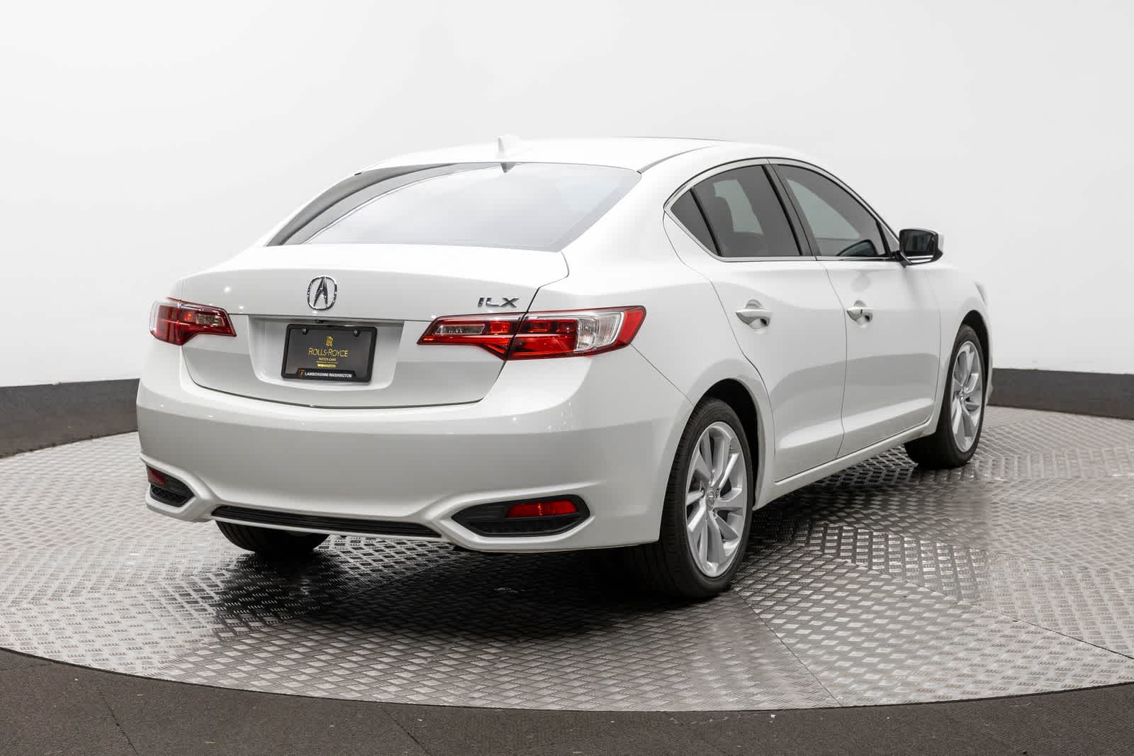 Thumbnail: 2018 Acura ILX - 22