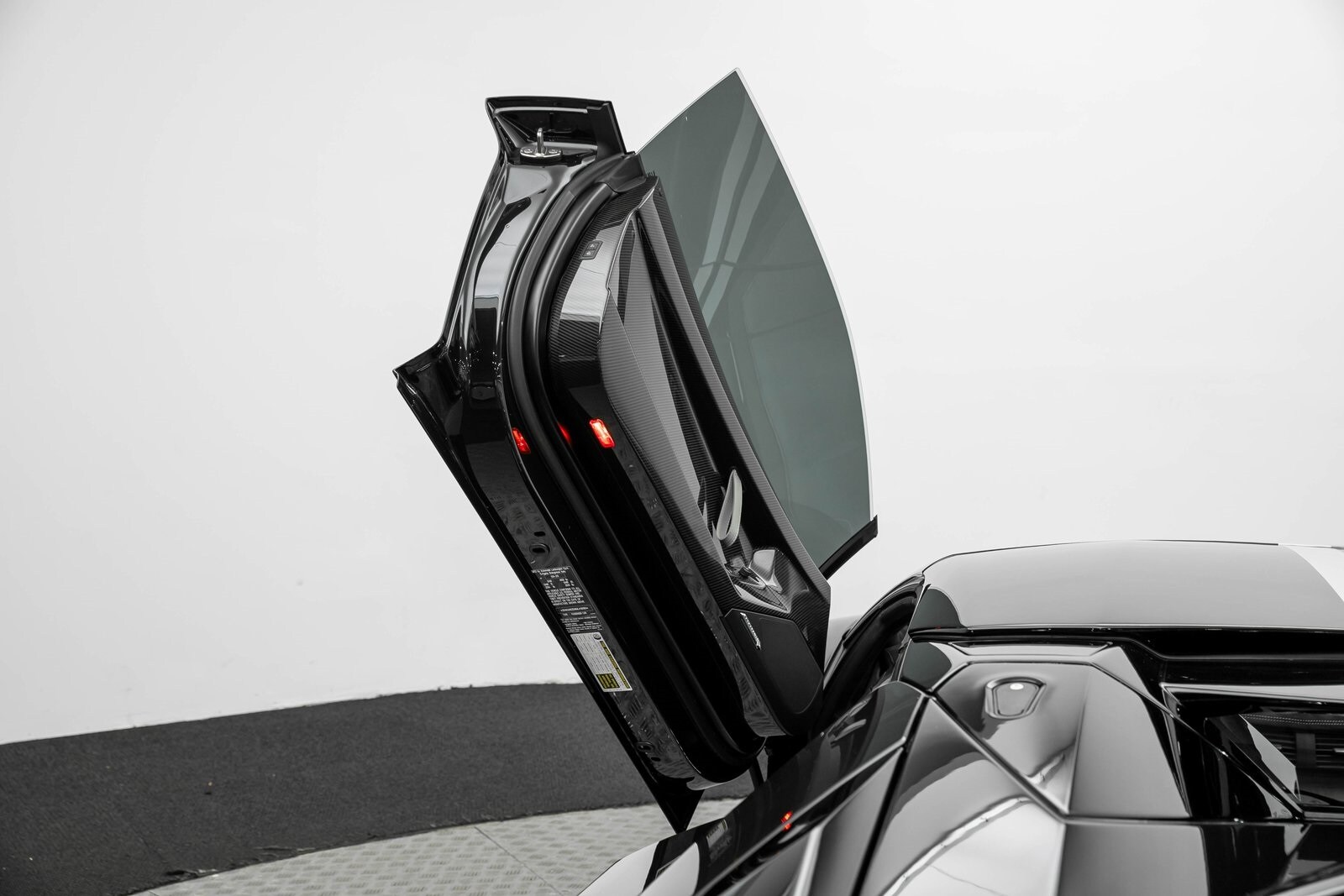 2021 Lamborghini Aventador SVJ 16