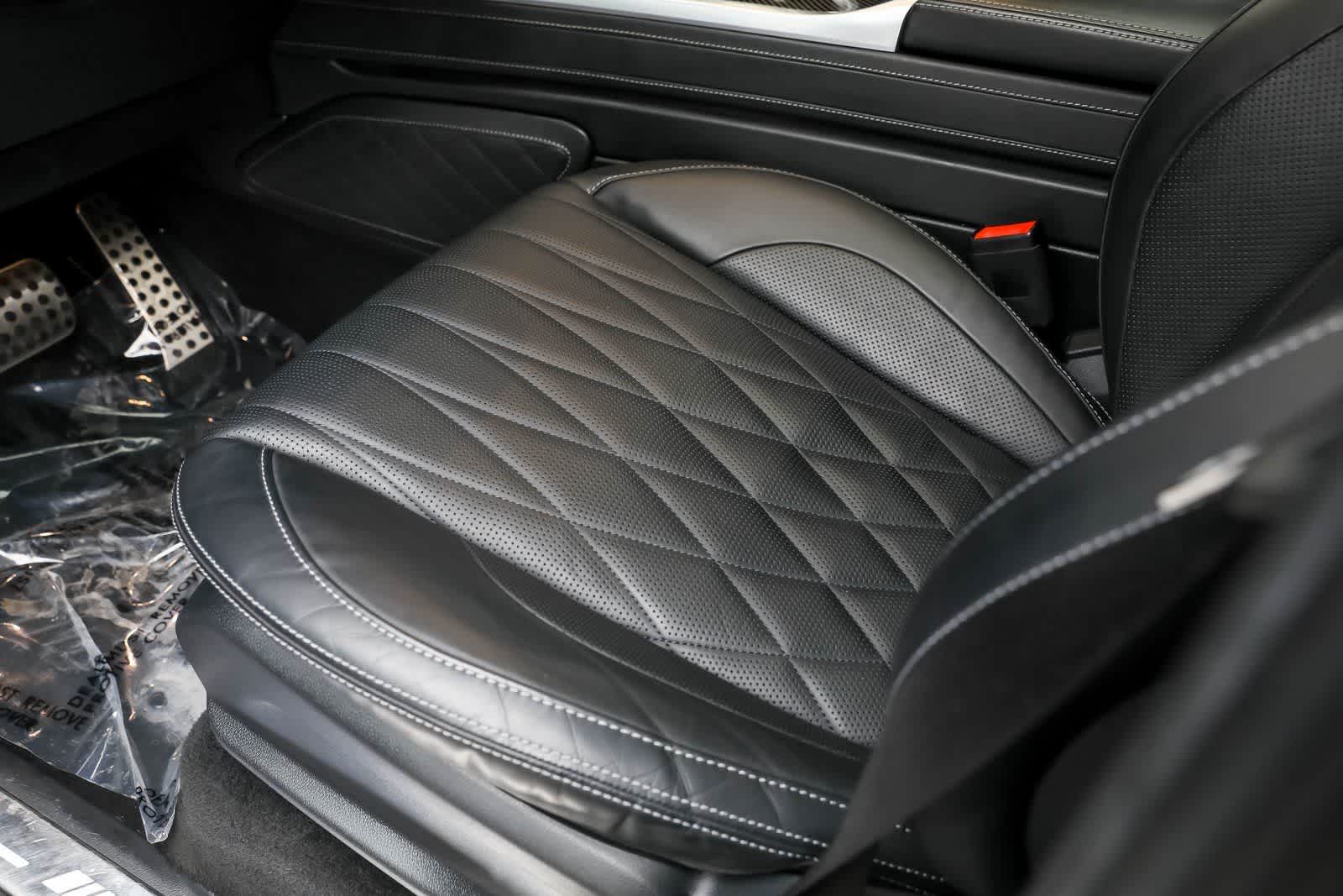 Thumbnail: 2021 Mercedes-Benz G-Class - 25