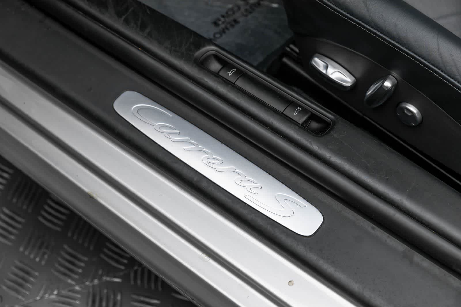 Thumbnail: 2007 Porsche 911 - 27