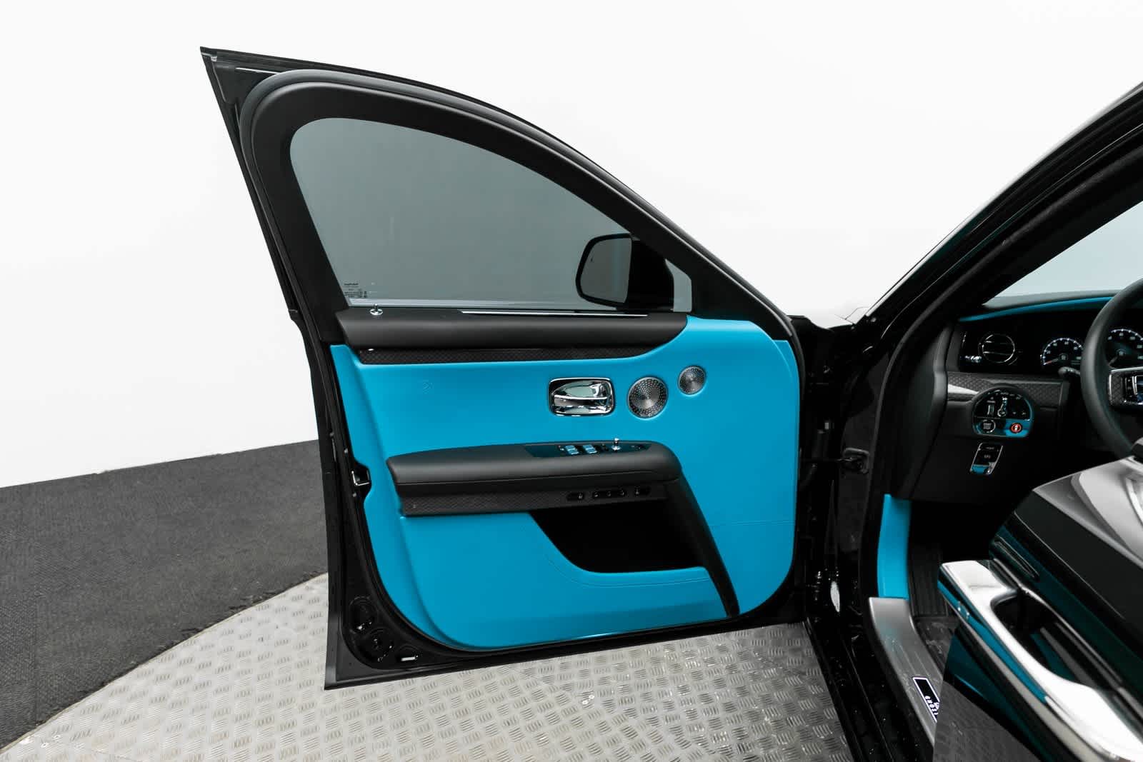 2023 Rolls-Royce Ghost Black Badge 8