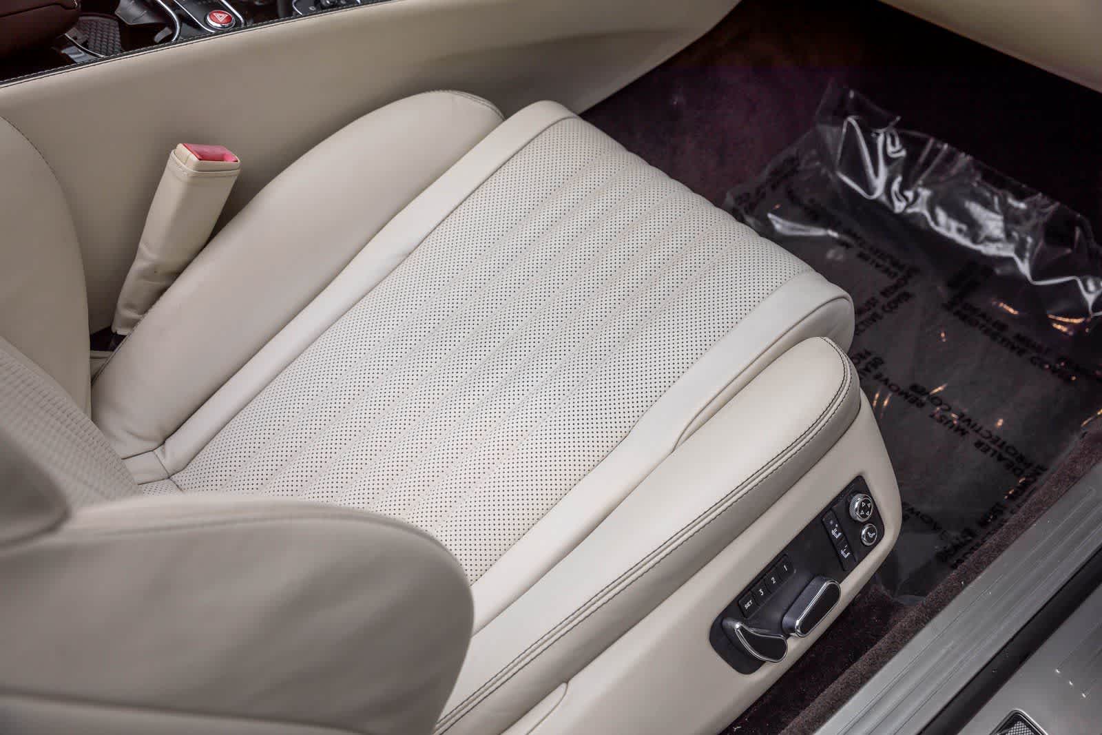 Thumbnail: 2018 Bentley Continental - 40