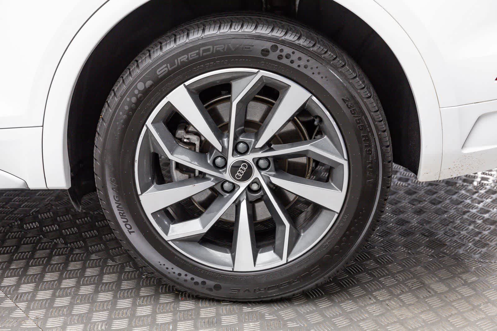 Thumbnail: 2024 Audi Q5 - 46