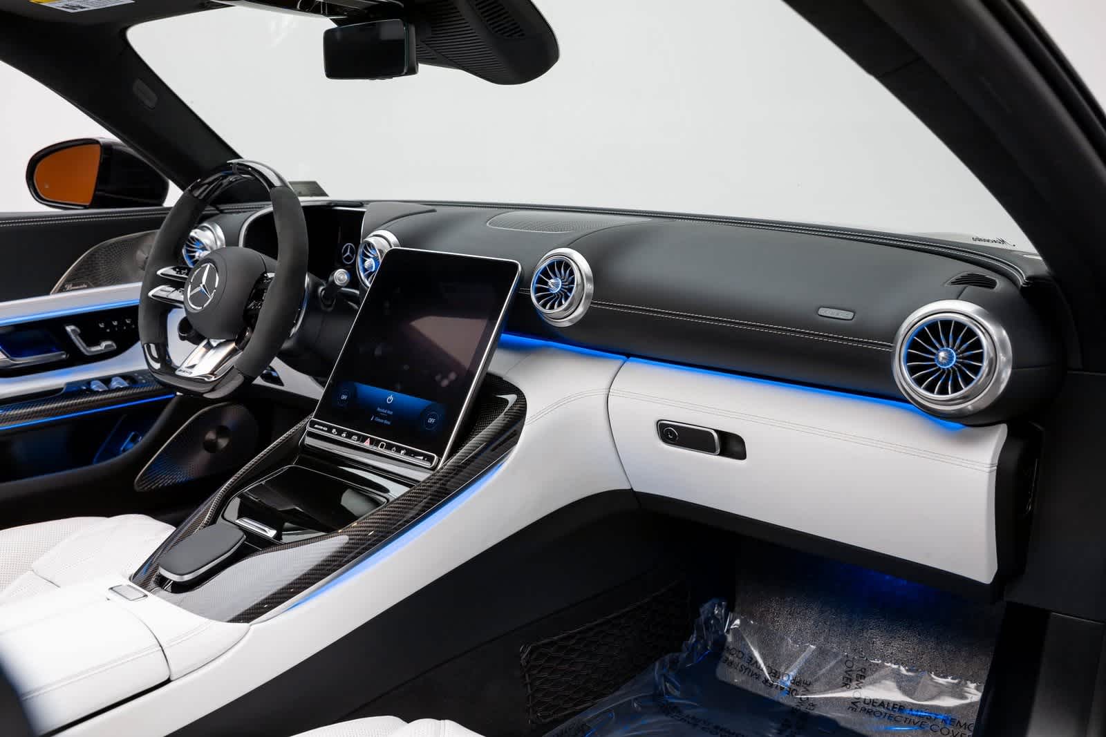 Thumbnail: 2025 Mercedes-Benz SL-Class - 45