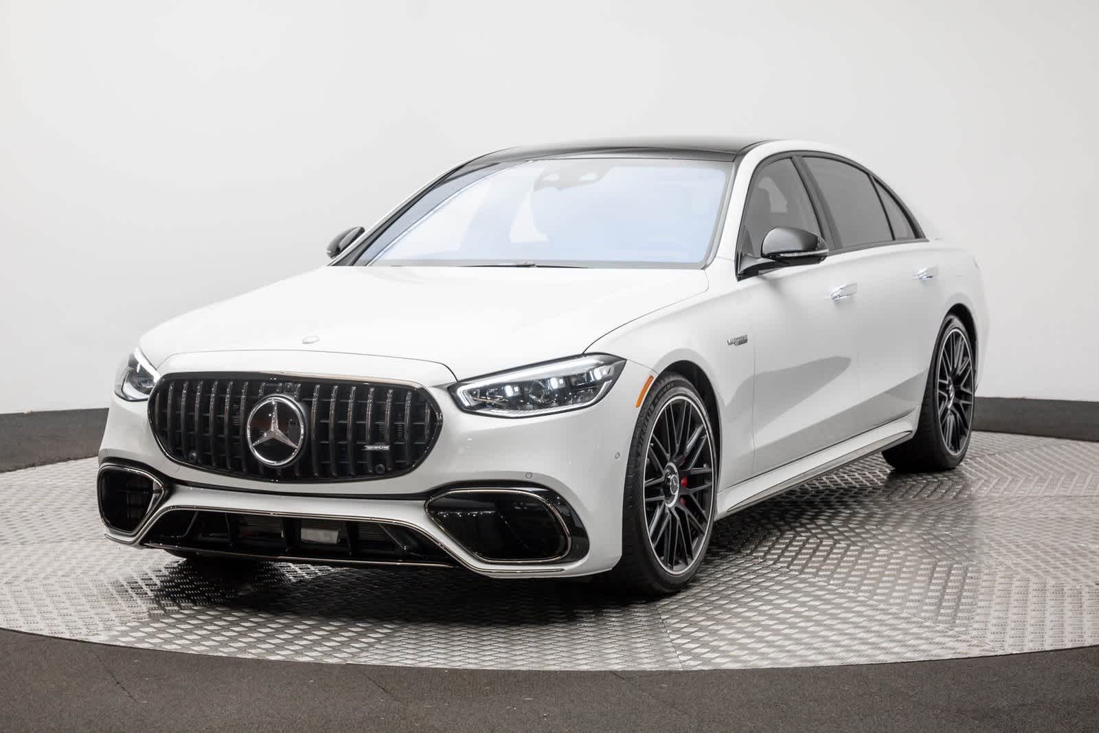 Thumbnail: 2024 Mercedes-Benz S-Class - 1