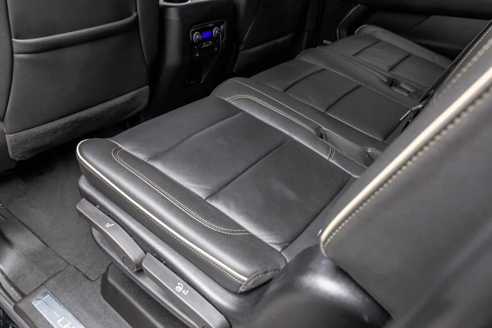 Thumbnail: 2024 Chevrolet Suburban - 36