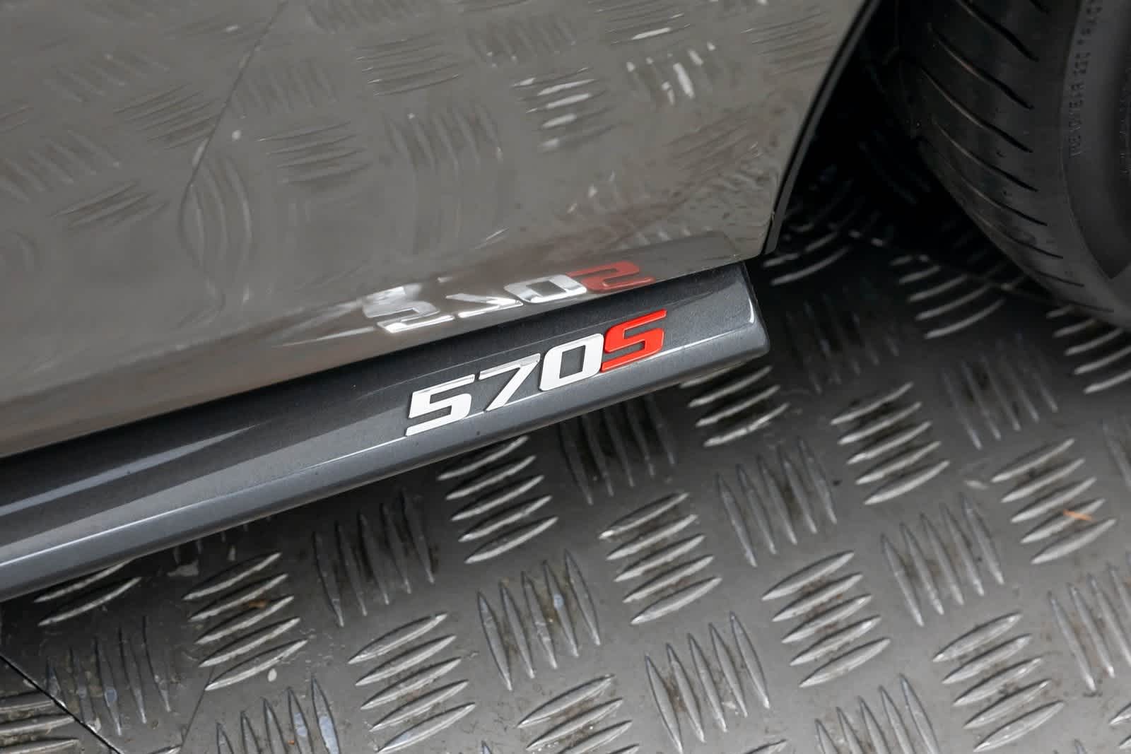 Thumbnail: 2018 Mclaren  - 7