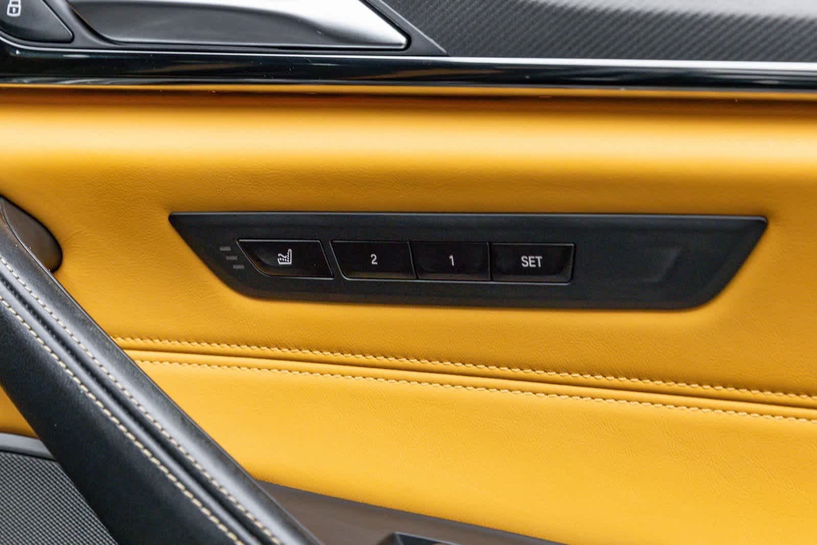 Thumbnail: 2023 BMW M5 - 49