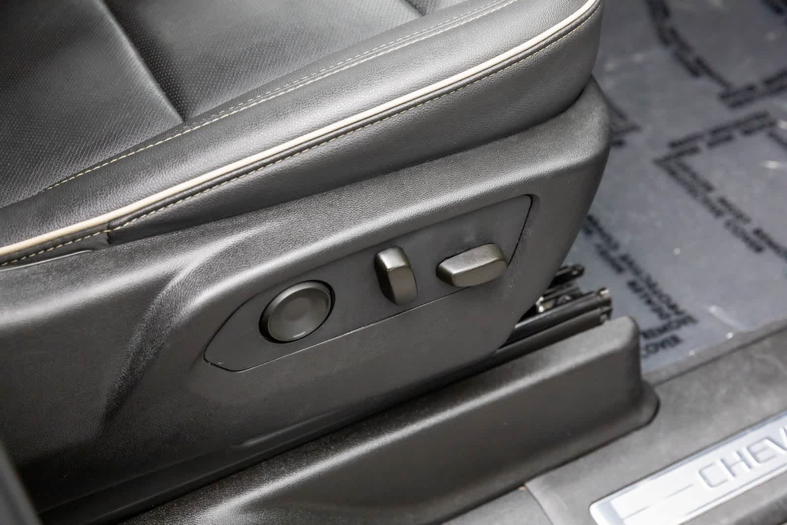 Thumbnail: 2024 Chevrolet Suburban - 42