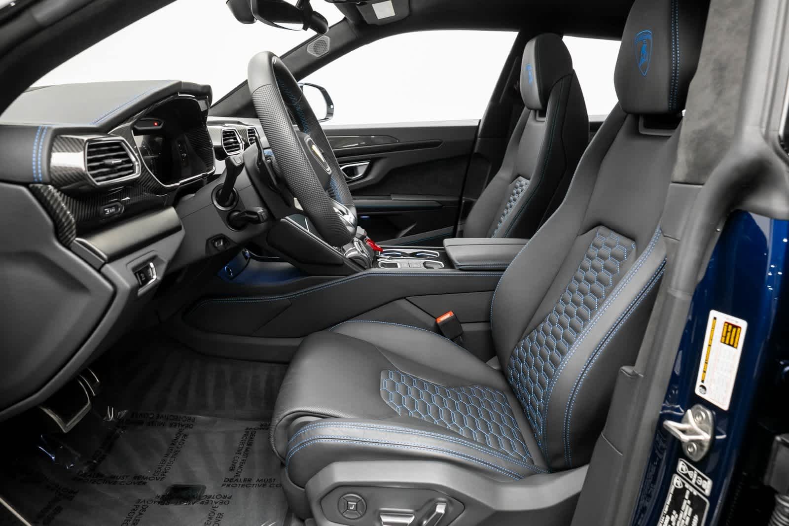 Thumbnail: 2022 Lamborghini Urus - 11