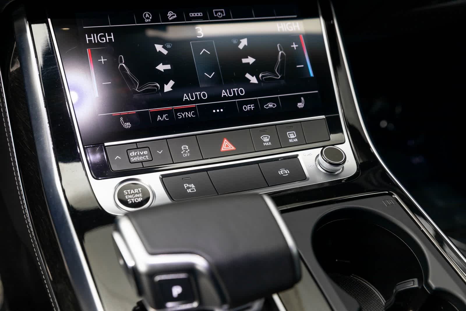 Thumbnail: 2025 Audi Q7 - 32