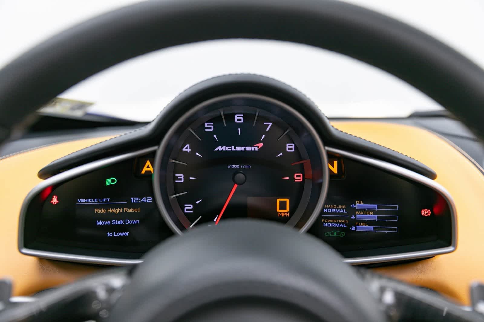 Thumbnail: 2015 Mclaren  - 16