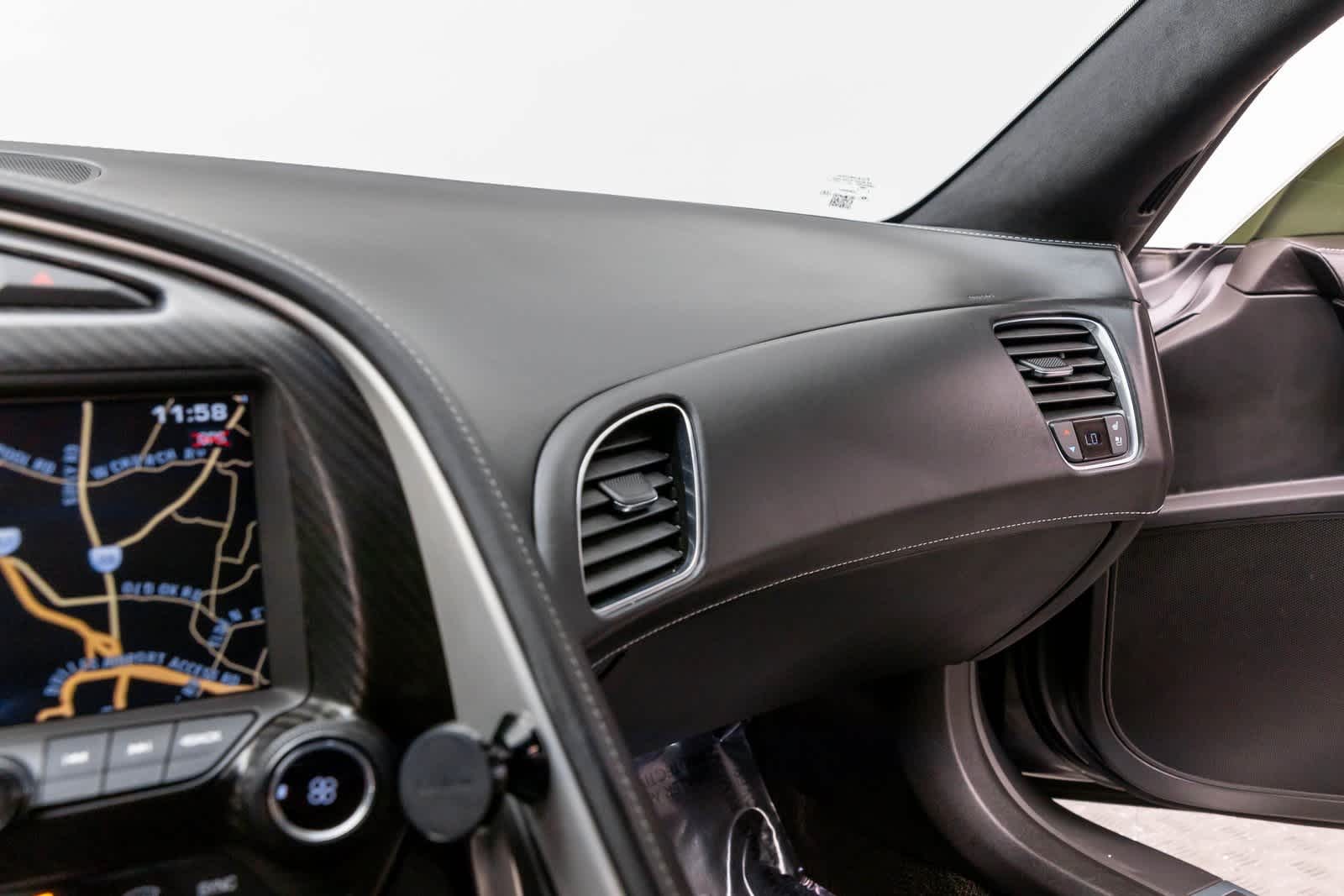 Thumbnail: 2015 Chevrolet Corvette - 38