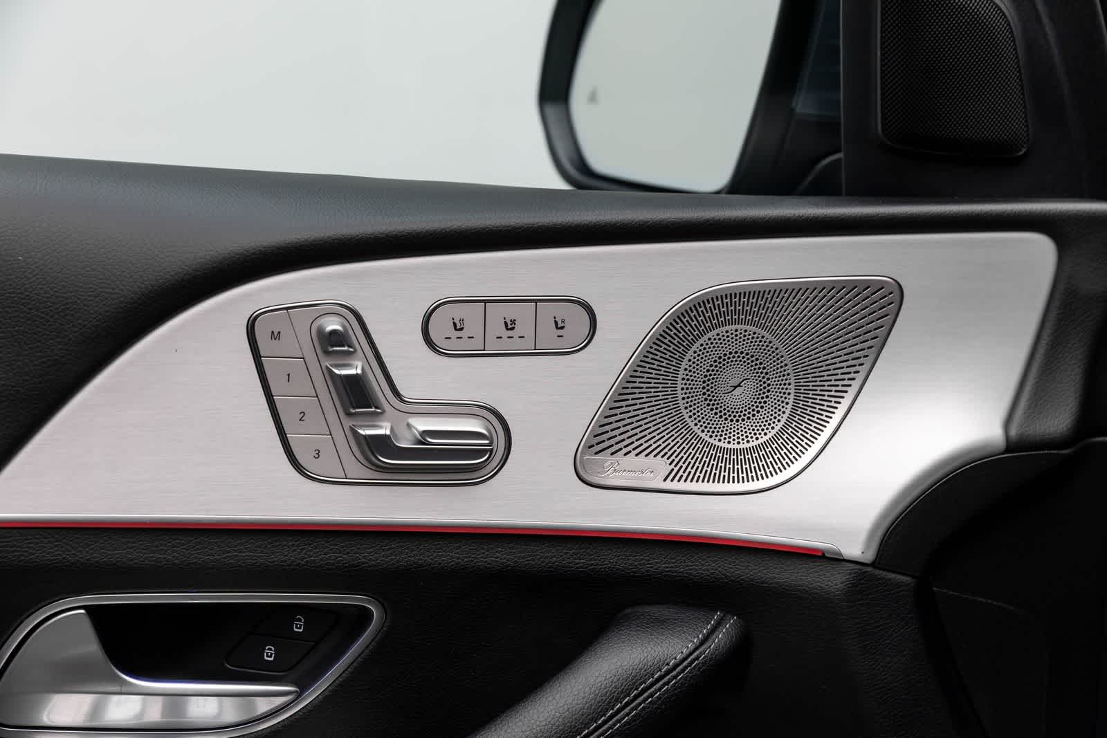 Thumbnail: 2025 Mercedes-Benz GLS - 30